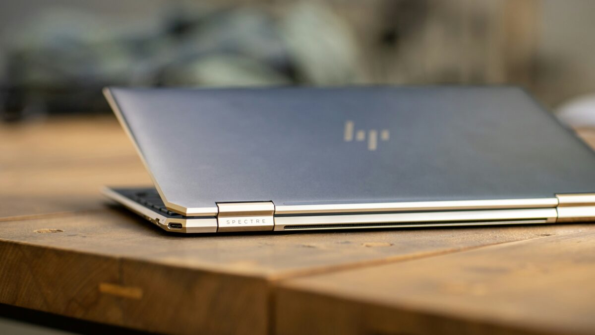Découvrez la station de travail HP ZBook 17 G4 : performances et caractéristiques techniques pour professionnels